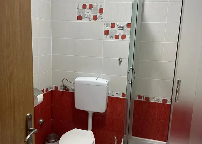 Apartman Andelo, Tommy, Leon *